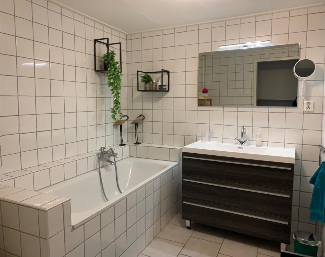 Het Rode Pakhuis Дусбург Экстерьер фото